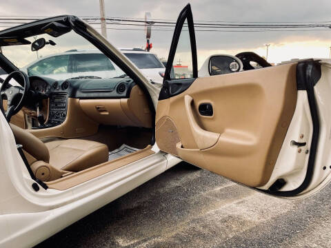 2000 Mazda MX-5 Miata LS