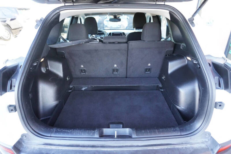 2021 Jeep Cherokee Latitude