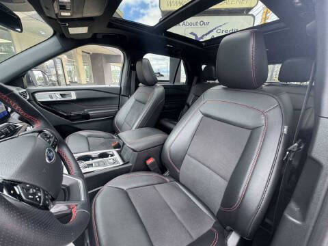 2024 Ford Explorer ST-Line