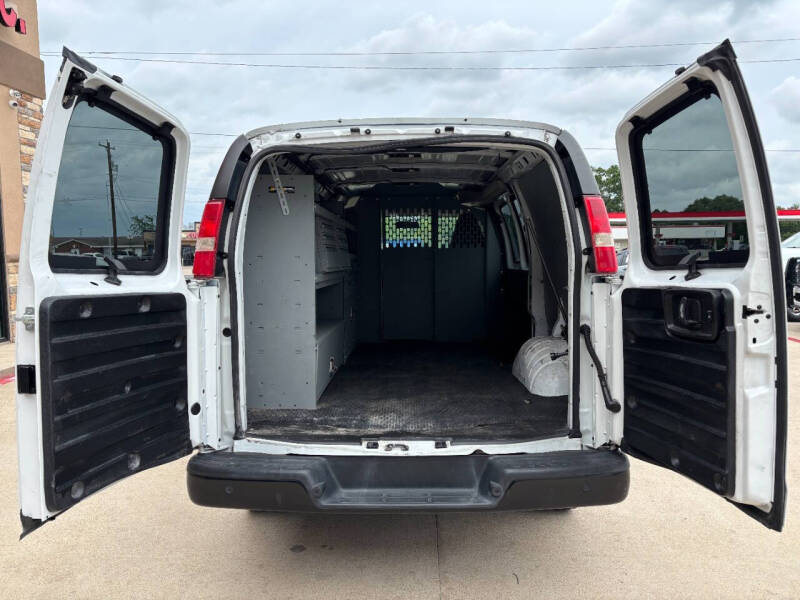 2017 Chevrolet Express 2500