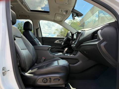 2021 Chevrolet Traverse LT Leather
