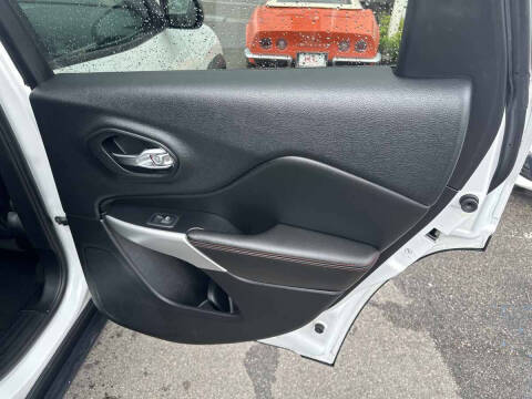 2018 Jeep Cherokee Trailhawk