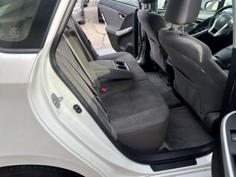 2013 Toyota Prius Two