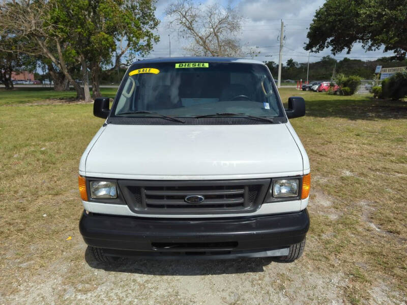 2005 Ford E-Series E-350 SD