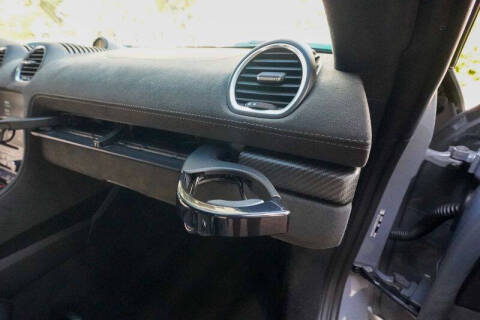 2024 Porsche 718 Cayman GT4 RS