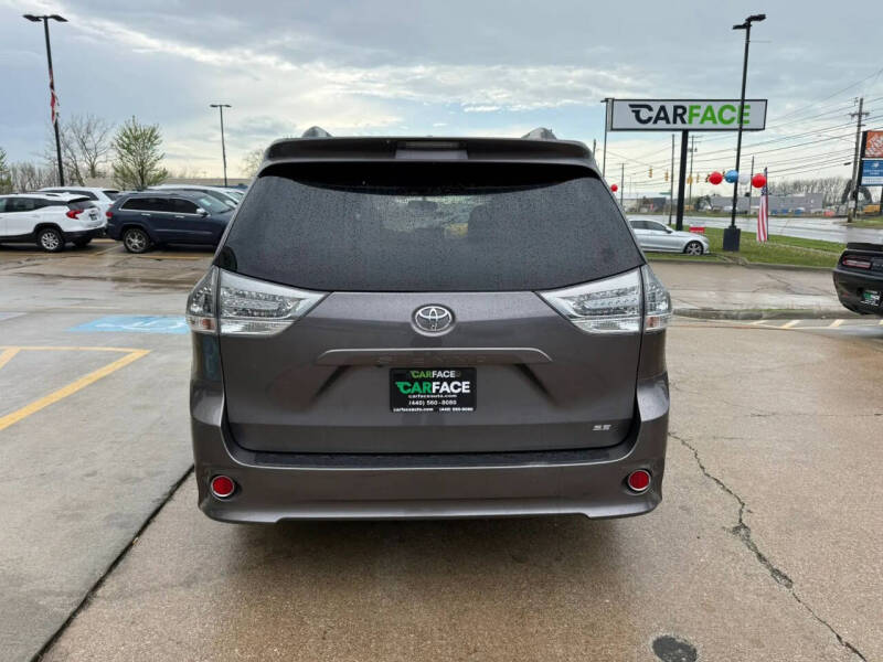 2017 Toyota Sienna