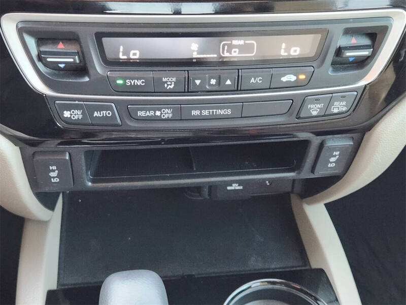 2017 Honda Ridgeline RTL-E