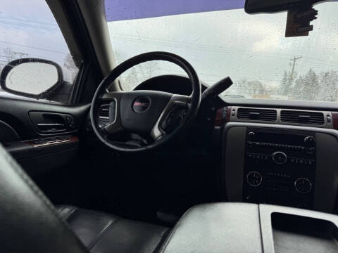 2011 GMC Yukon XL SLT 2500