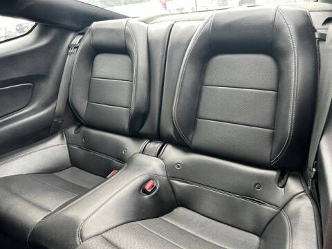 2022 Ford Mustang EcoBoost Premium