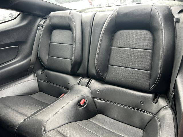 2022 Ford Mustang EcoBoost Premium