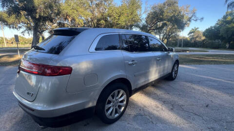 2015 Lincoln MKT