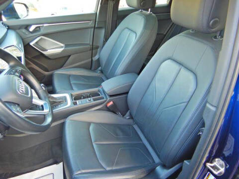 2024 Audi Q3 quattro S line Premium 45 TFSI