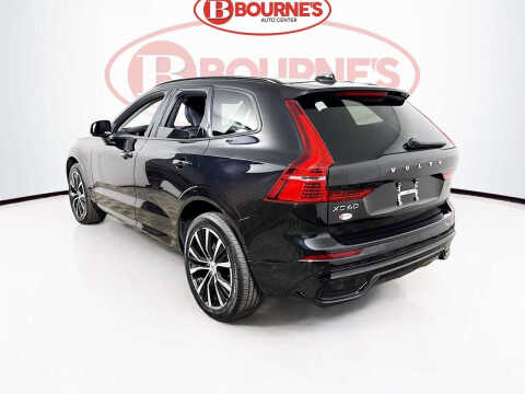 2023 Volvo XC60 B5 Plus Dark Theme