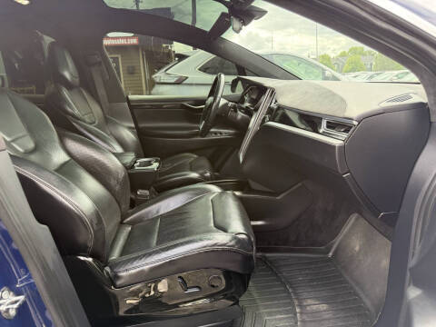 2016 Tesla Model X 75D