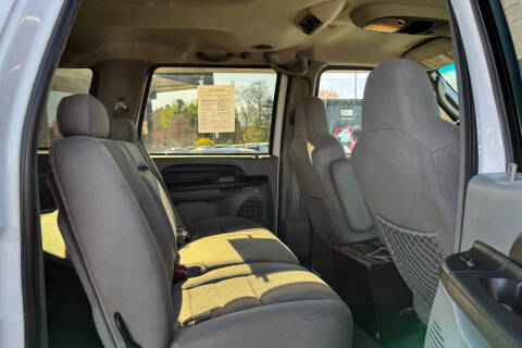 2005 Ford Excursion XLT