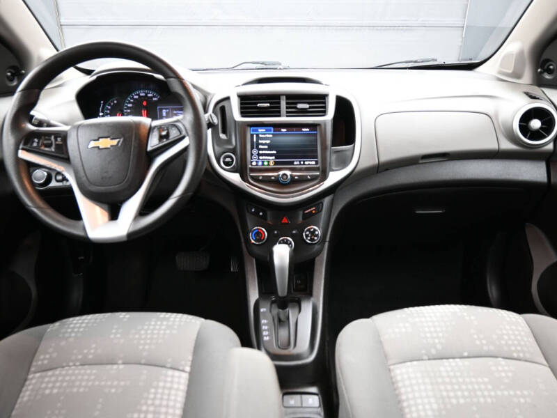 2020 Chevrolet Sonic LT