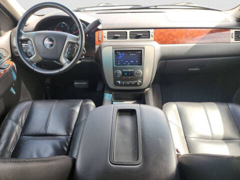 2011 GMC Yukon SLT