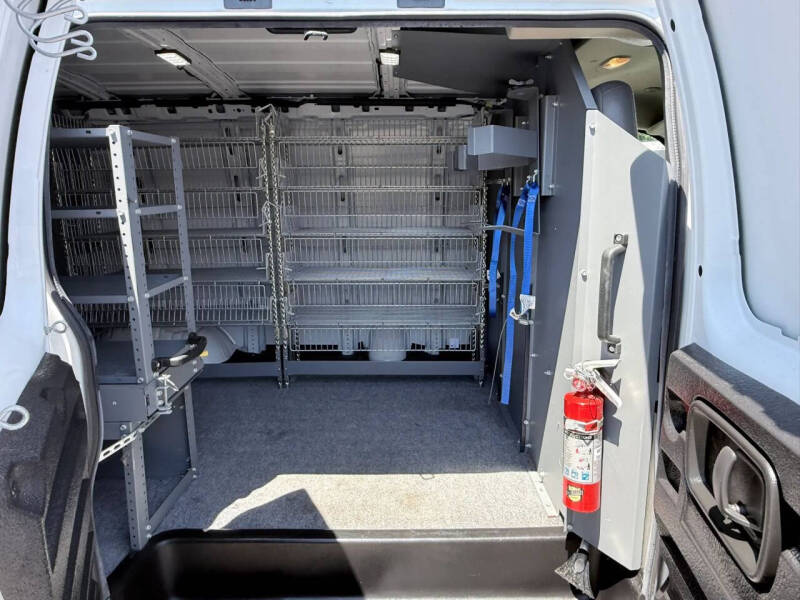 2021 Chevrolet Express 2500