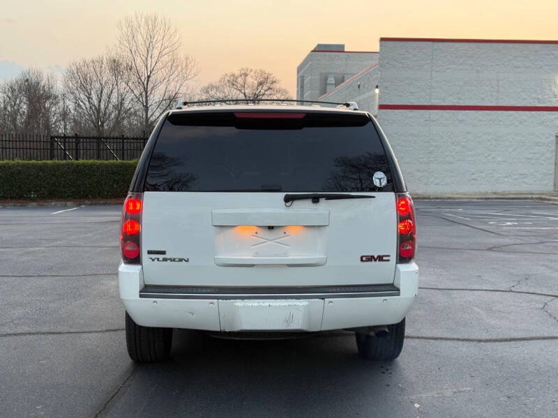 2011 GMC Yukon Denali