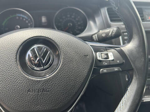 2015 Volkswagen e-Golf SEL Premium