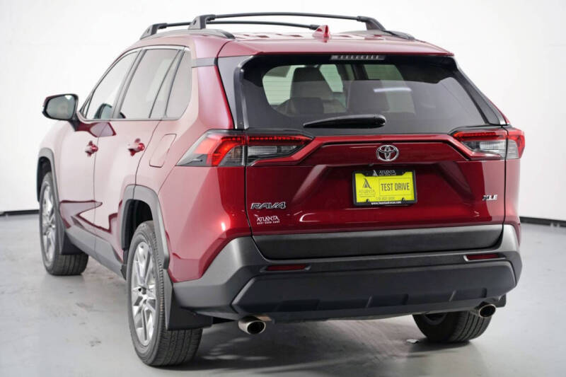 2023 Toyota RAV4 XLE Premium
