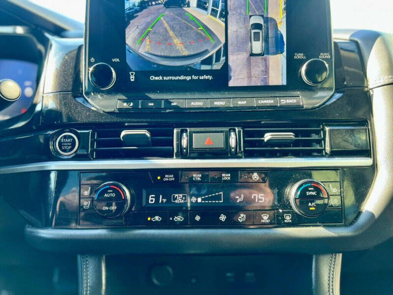 2022 Nissan Pathfinder Platinum