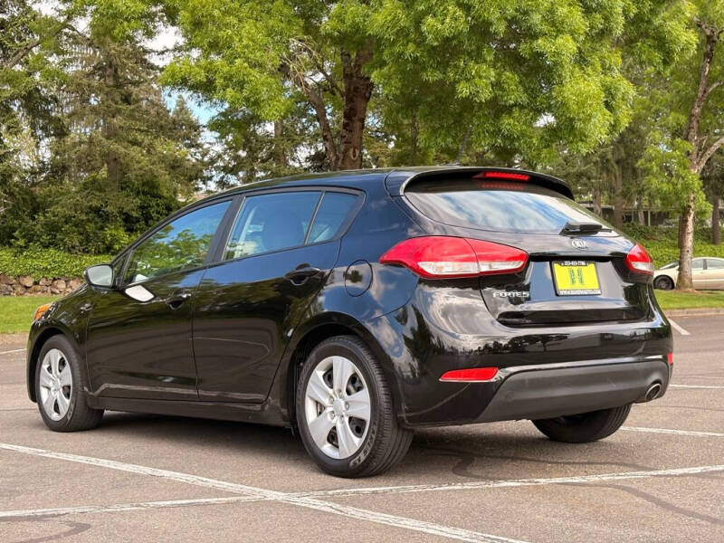 2016 Kia Forte5 LX
