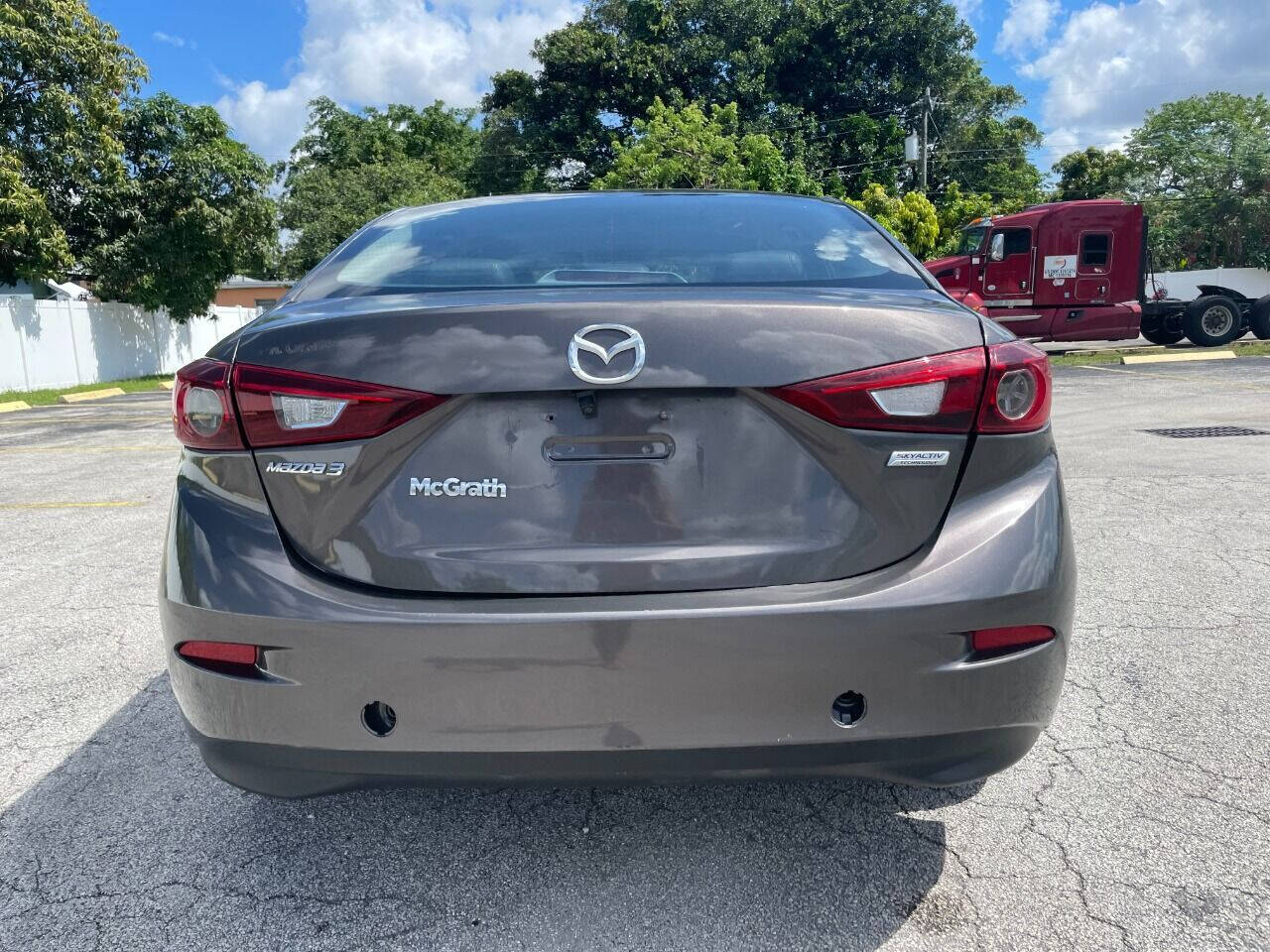 2017 Mazda MAZDA3 Sedan - $14,900