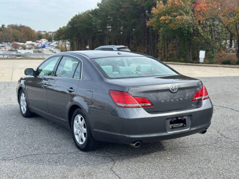 2009 Toyota Avalon XL