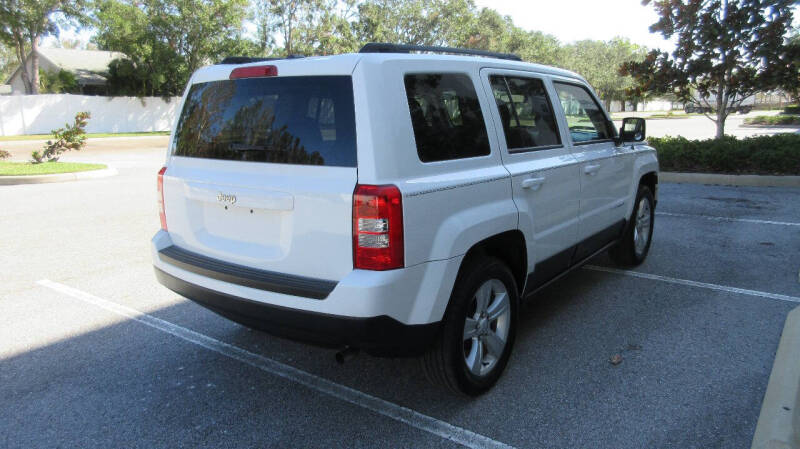 2016 Jeep Patriot Latitude photo 5