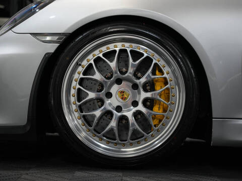 2016 Porsche Cayman GT4