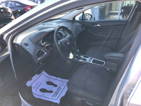 2018 Chevrolet Cruze LS Auto