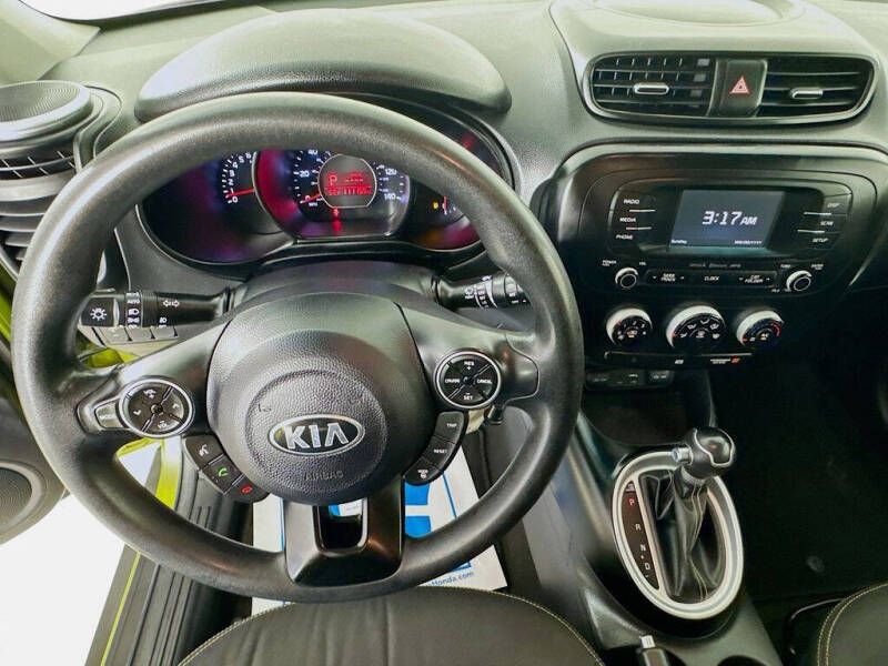 2016 Kia Soul +