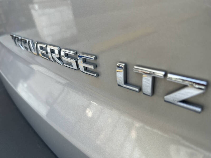 2011 Chevrolet Traverse LTZ