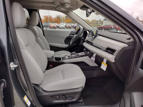 2025 Mitsubishi Outlander PHEV SEL