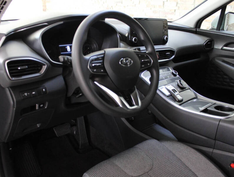 2023 Hyundai Santa Fe SE