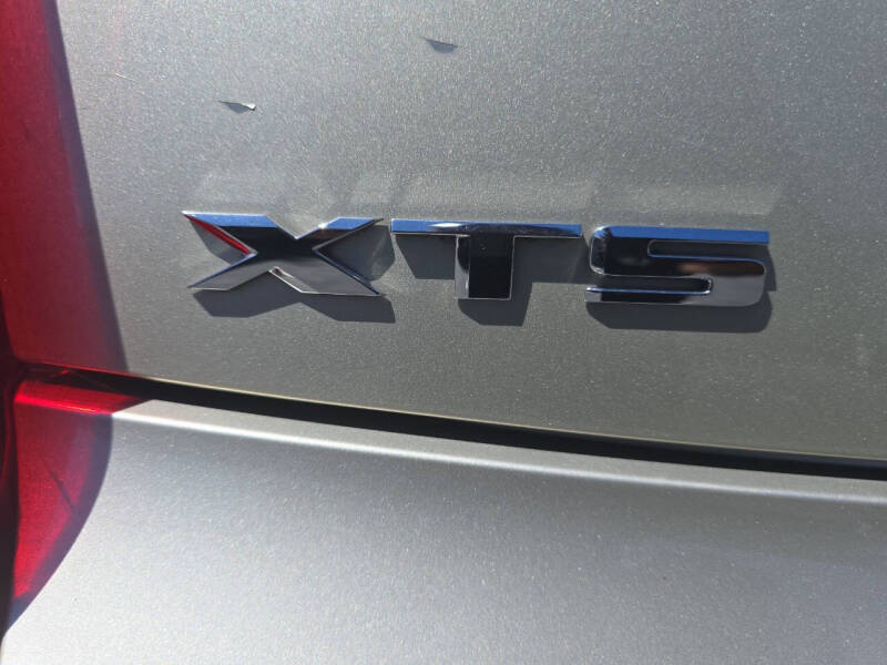 2014 Cadillac XTS Luxury Collection