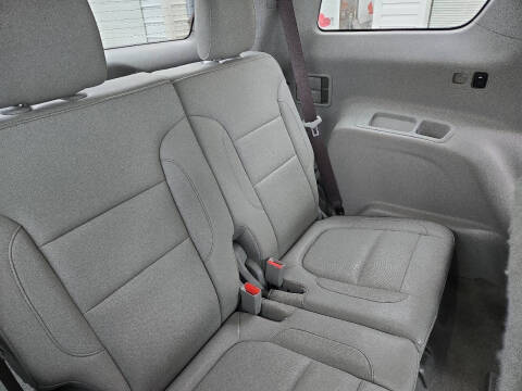 2017 GMC Acadia SLT-1