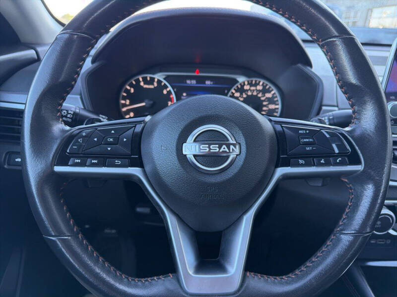 2024 Nissan Altima 2.5 SR