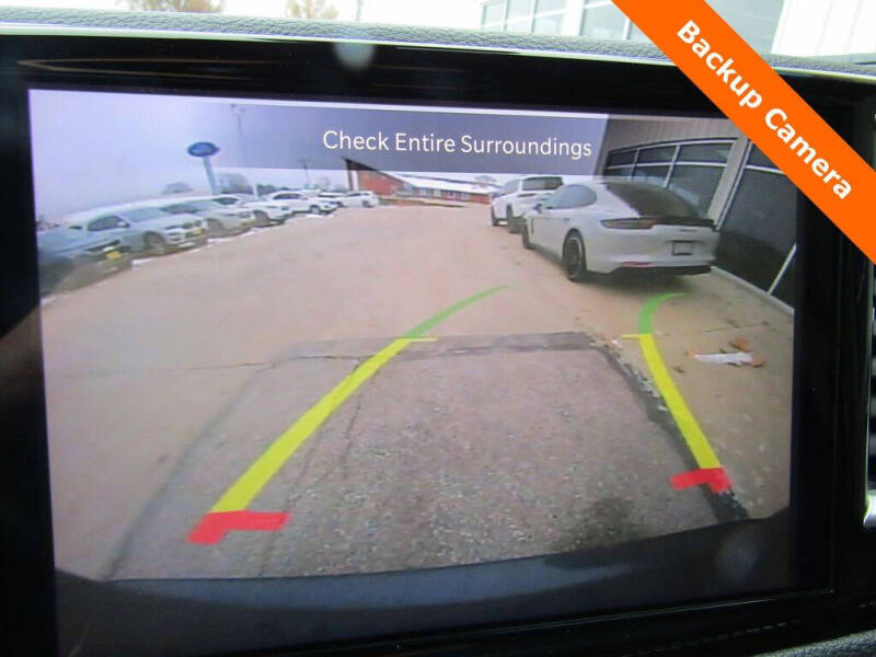 2023 Chrysler Pacifica Plug-In Hybrid Touring L