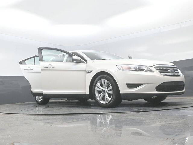 2011 Ford Taurus SEL