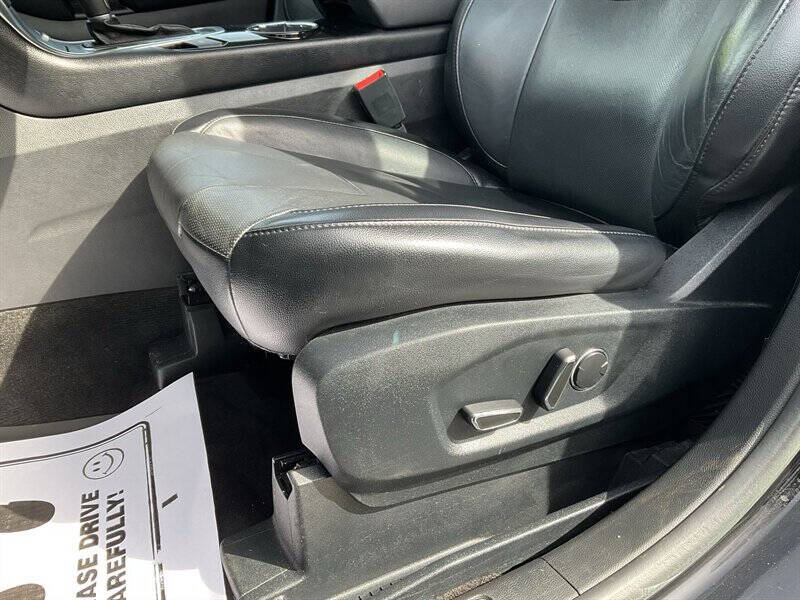 2017 Ford Edge Titanium