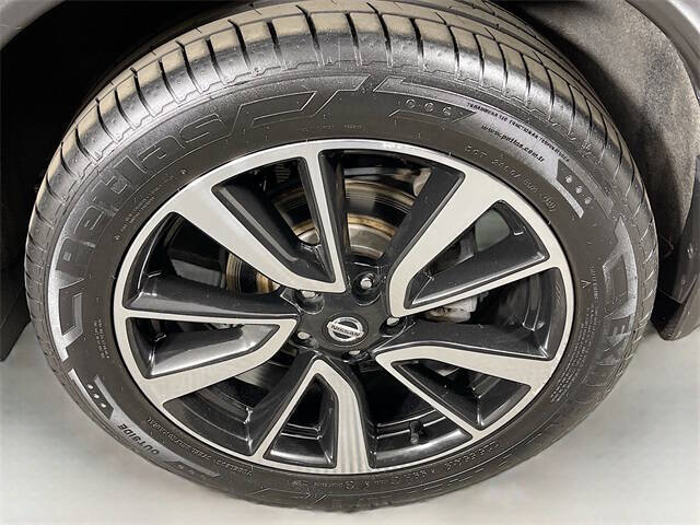 2020 Nissan Rogue SL