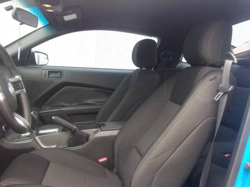 2013 Ford Mustang V6