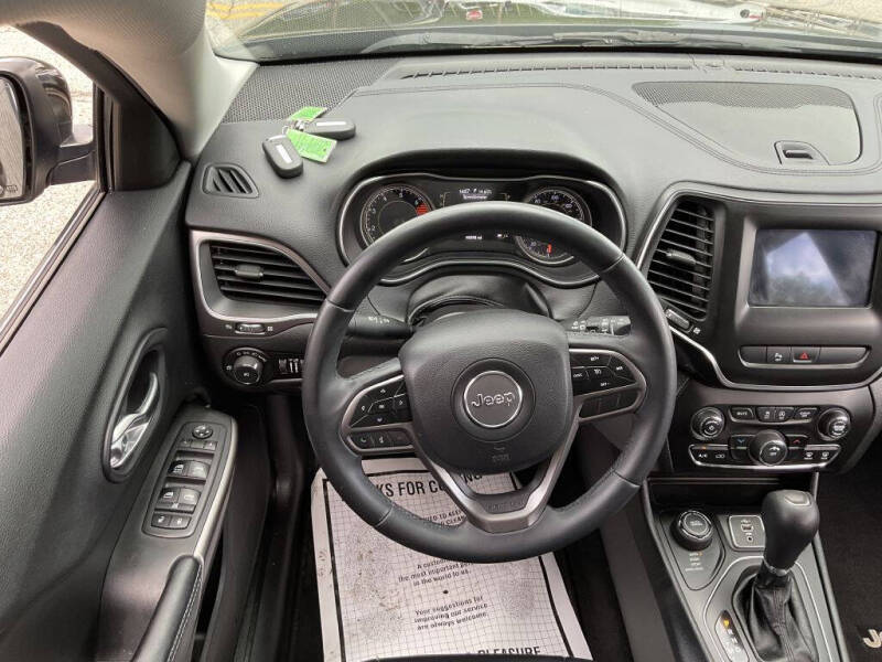 2019 Jeep Cherokee Latitude Plus