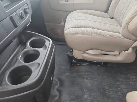 2017 Chevrolet Express 2500