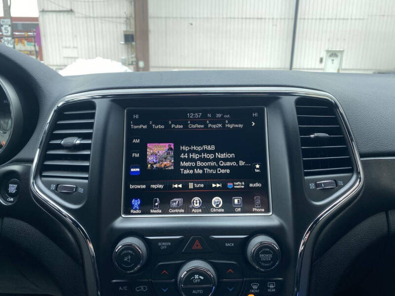 2017 Jeep Grand Cherokee Altitude