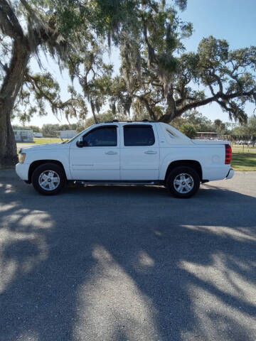 2007 Chevrolet Avalanche for sale at Gas Buggies in Labelle FL