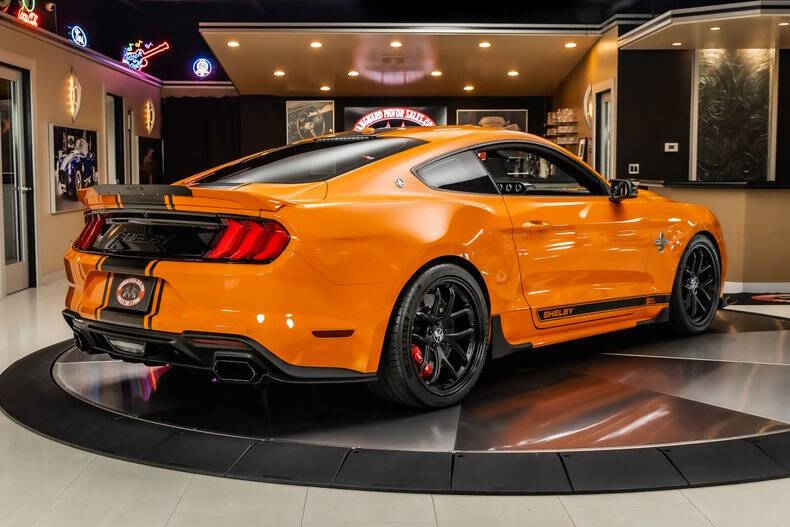 2020 Ford Mustang