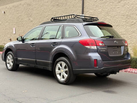 2014 Subaru Outback 2.5i